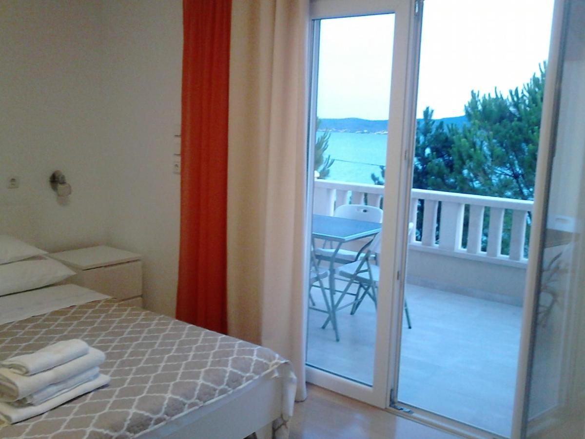 Apartmani Sruk Sukošan Zewnętrze zdjęcie